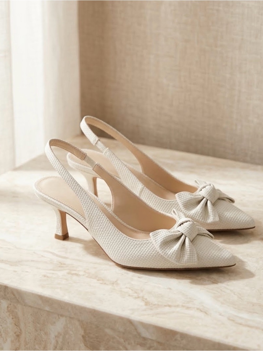 Ivory Slingback Heels Size 7.5  Pointed-Toe Bow Faux Leather Shoes